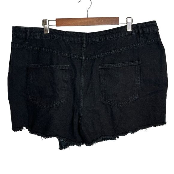 Women's Black Jean Skort/Denim Skort Distressed Women's Plus Size 20 NWT - Picture 2 of 8